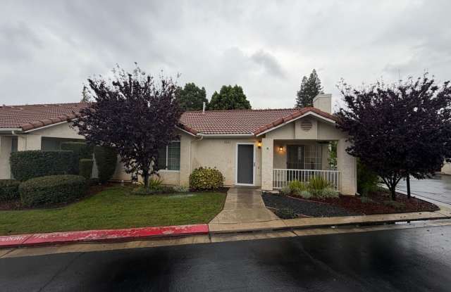 Available Soon! Fully Rehab! - 8888 North Del Mar Avenue, Fresno, CA 93711