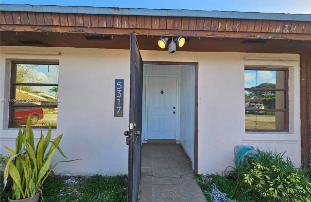 5317 SW 140th PL photos photos