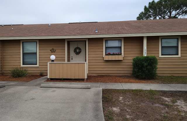 $1195 - Jefferson Square - Updated 2/2 photos photos