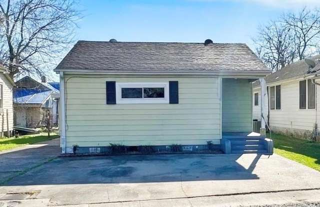 817 Narrow St photos photos