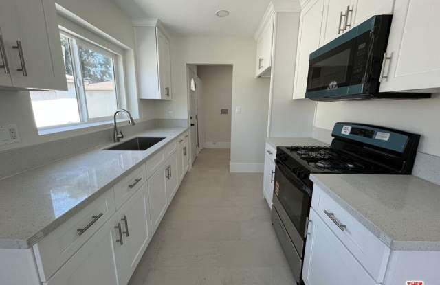 8640 Baring Cross St photos photos