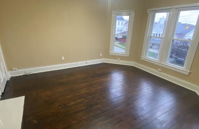 272 North Franklin Street - 2 Gallery 2