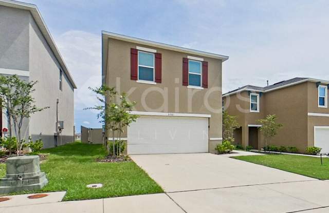 31981 Katelin Circle - 31981 Katelin Circle, Leesburg, FL 34748