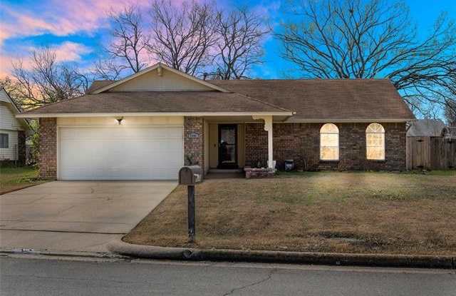 8940 E 16th Place - 8940 East 16th Place, Tulsa, OK 74112