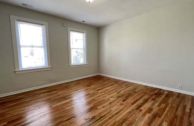 1151 West 19th Street Gallery 2