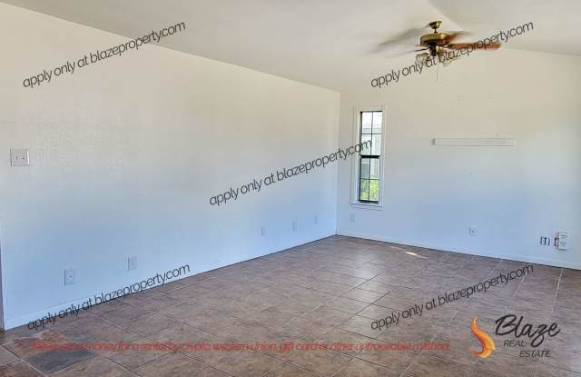 2 Bedroom 1 Bath Gallery 3