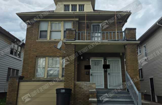 2498 Glendale St photos photos