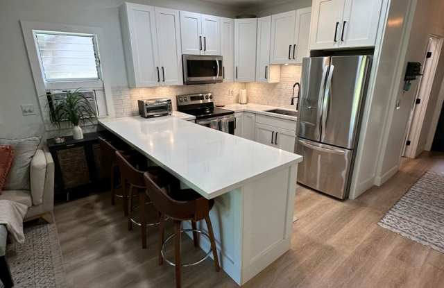 Beautifully Remodeled 2 bed 1 bath Pohailani Condo photos photos
