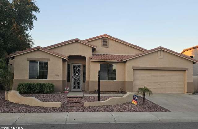 1162 E SPRINGFIELD Place photos photos