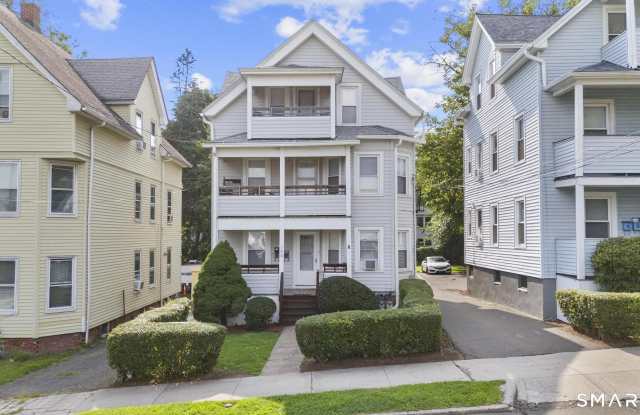 180 Curtis Street unit: 3 photos photos