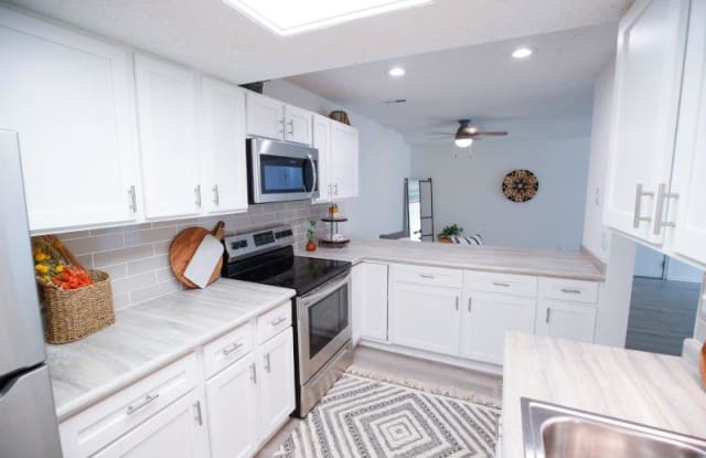Auburn Townhomes Gallery 3