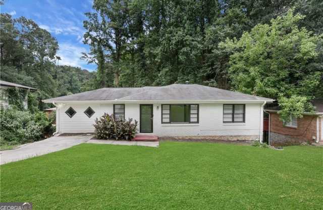 1982 Rena Circle SW Gallery 3
