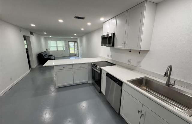 5720 13TH AVENUE N photos photos