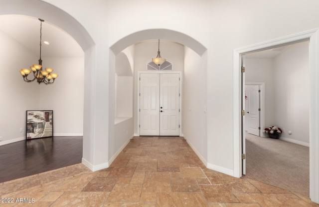 873 E ELMWOOD Place Gallery 4