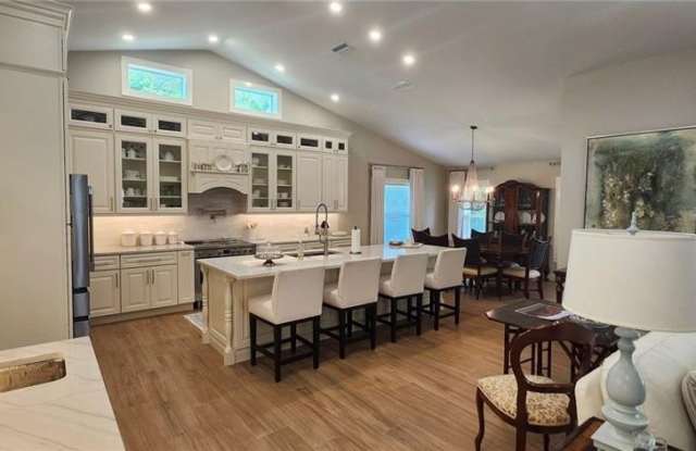 5549 Foxhunt Way Gallery 3