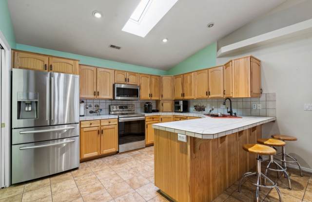 5119 S 350 E - 5119 South 350 East, Washington Terrace, UT 84405
