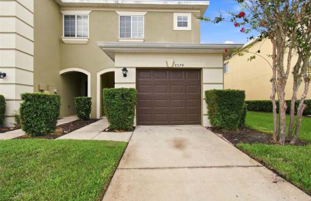 8574 TRAIL WIND Drive Gallery 2
