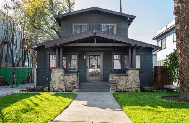 637 North Mariposa Avenue - 637 North Mariposa Avenue, Los Angeles, CA 90004