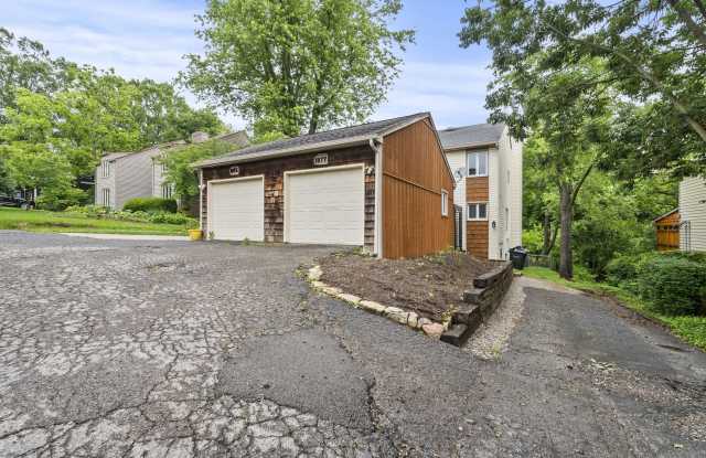 1077 Armstrong Mill Road photos photos