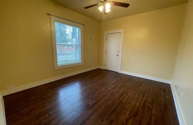 North End Duplex-1bed/1bath-Close to downtown Boise, Hyde Park, Landscaping included photos photos