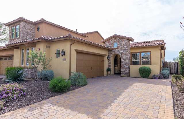 12121 W DESERT MIRAGE Drive Gallery 2