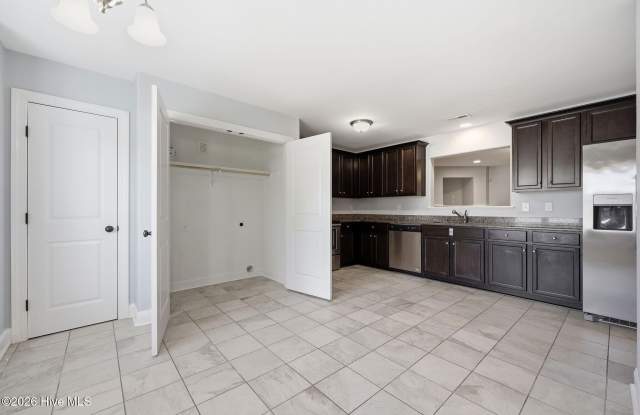 3029 Edward Court Gallery 4