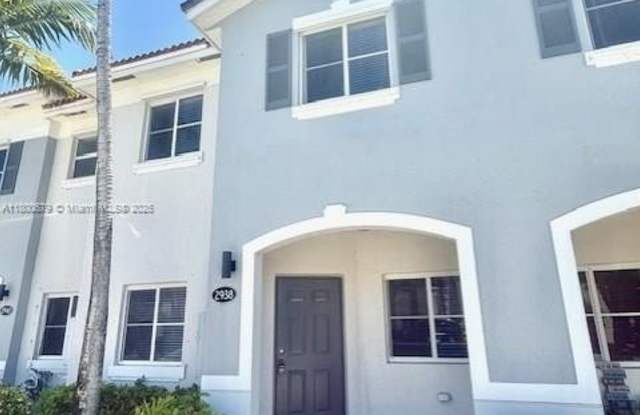 2938 SE 15th Ter photos photos