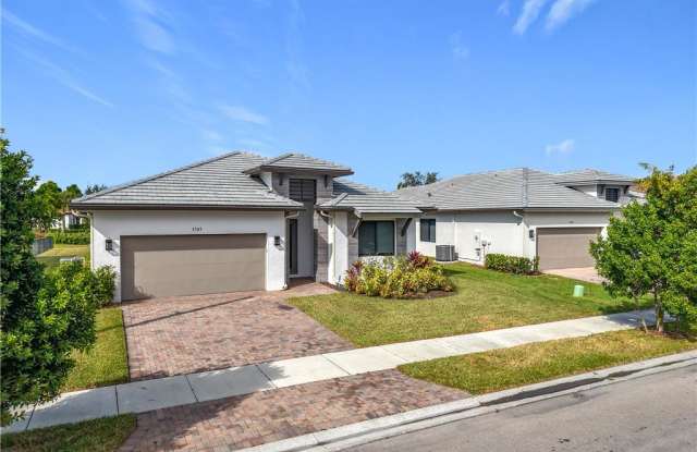 5305 Marano Dr - 5305 Marano Dr, Collier County, FL 34142