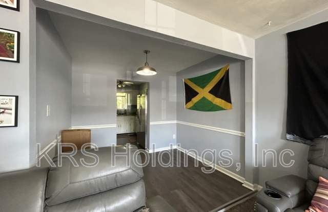 1652 Fairfax Dr Gallery 4
