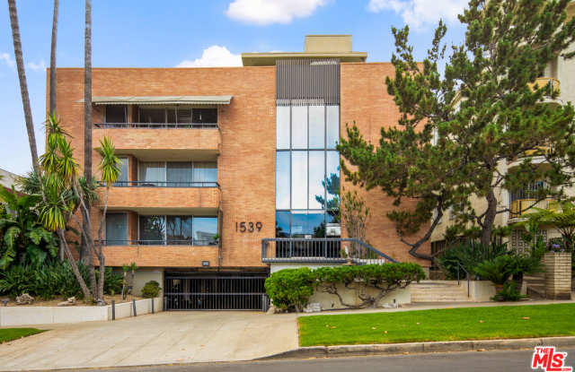1539 Ave N Laurel - 1539 West Avenue N, Los Angeles County, CA 93551