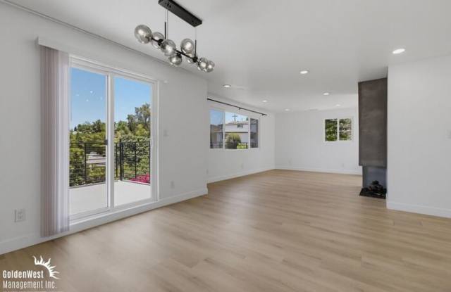 6201 Lorca Drive Gallery 4