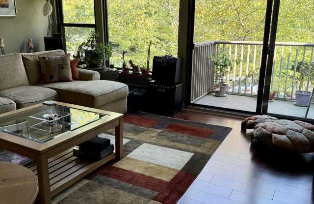 1465 East Putnam Avenue photos photos