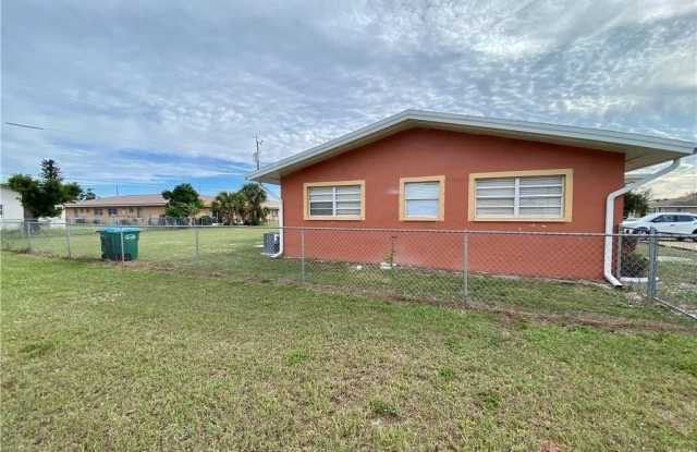 4819 Marine Drive Gallery 4