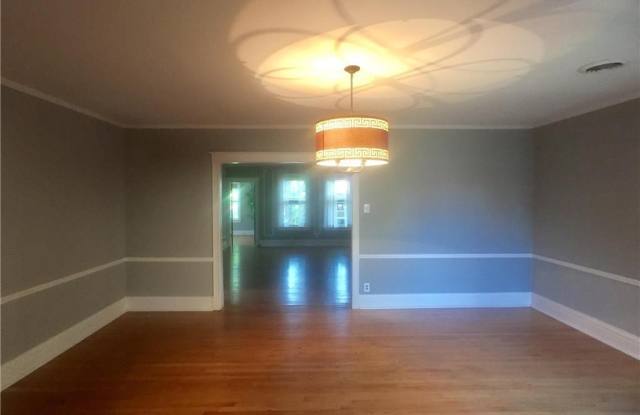 6232 Northwood Avenue Gallery 4