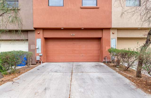 111 W Beth Dr - 111 West Beth Drive, Phoenix, AZ 85041