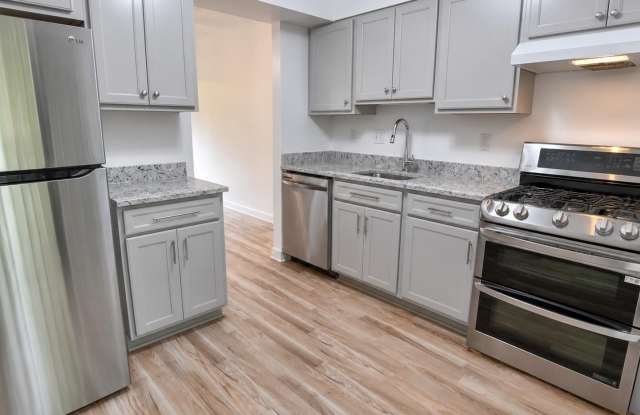 1580 MOORINGS DR #11B Gallery 3