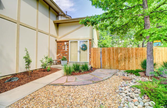 5610 S Lansing Way - 5610 South Lansing Way, Cherry Creek, CO 80111