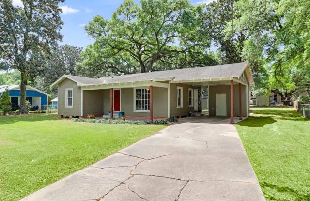 Super cute 2 bed, 1 bath home in Lafayette! photos photos