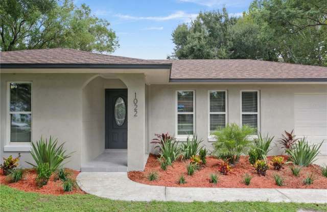 1022 NORWOOD Drive Gallery 2