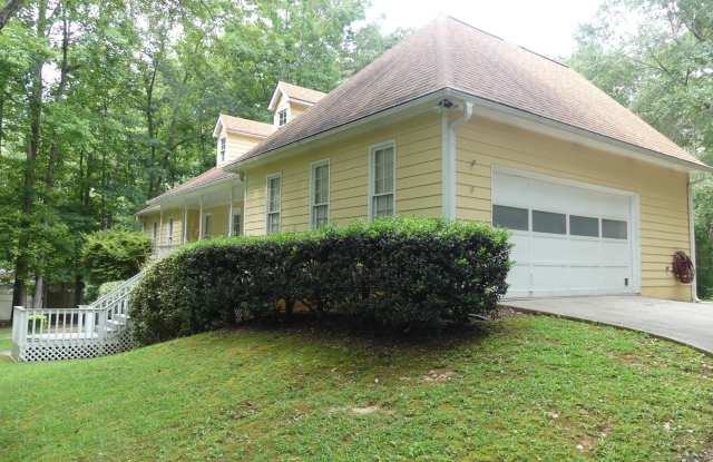 345 Little Creek Drive Gallery 3