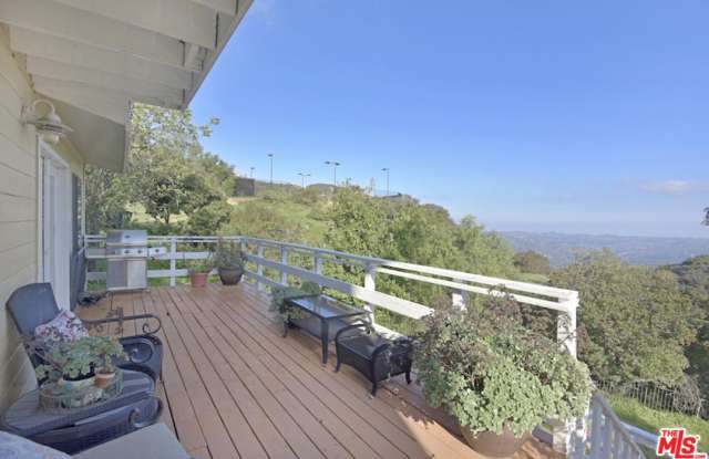21011 SADDLE PEAK Road Gallery 4