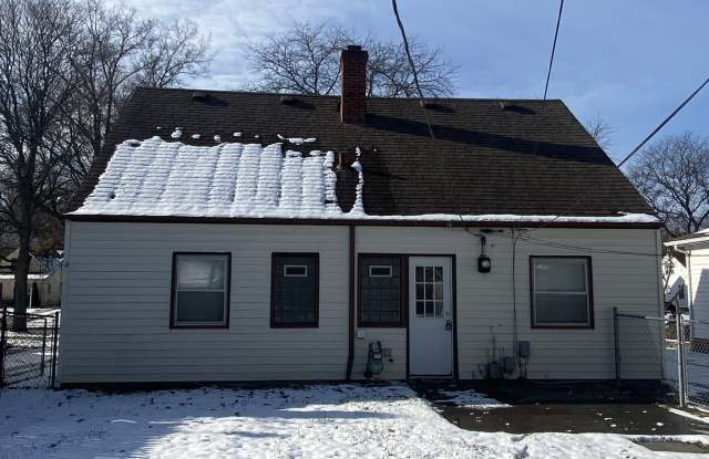 6825 Beresford Avenue Gallery 2
