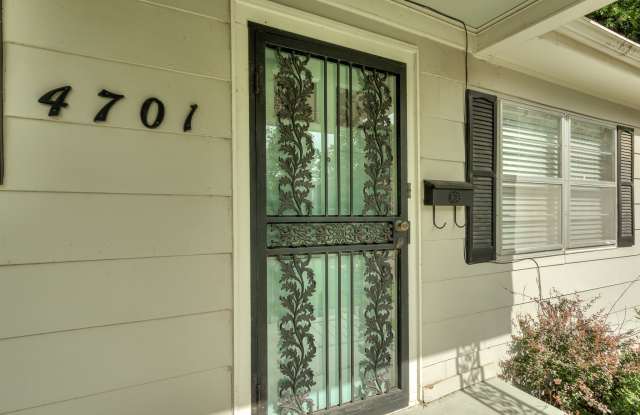 4701 North Peniel Avenue Gallery 4