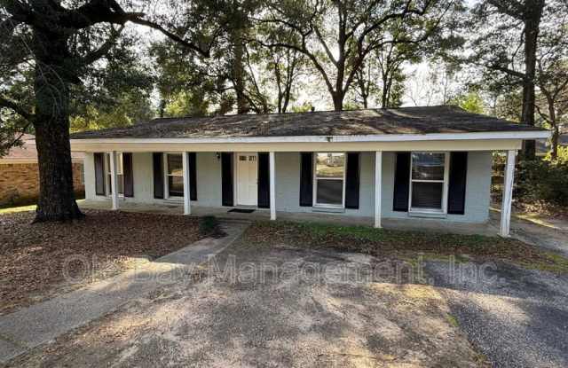 5555 Vanderbilt Dr photos photos