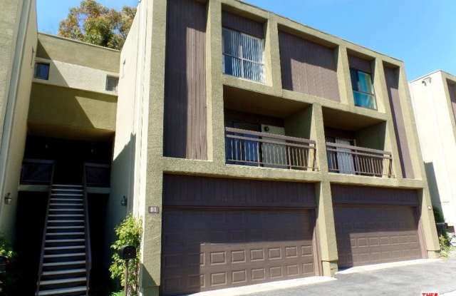 811 TEMPLE Terrace Gallery 3