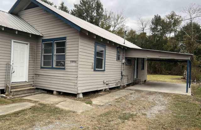 37094 Second St photos photos