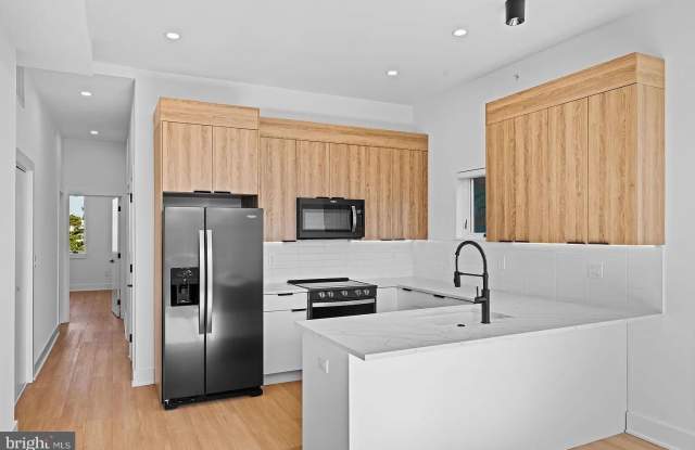 4225 POWELTON Avenue unit: 2 - 4225 Powelton Avenue, Philadelphia, PA 19104