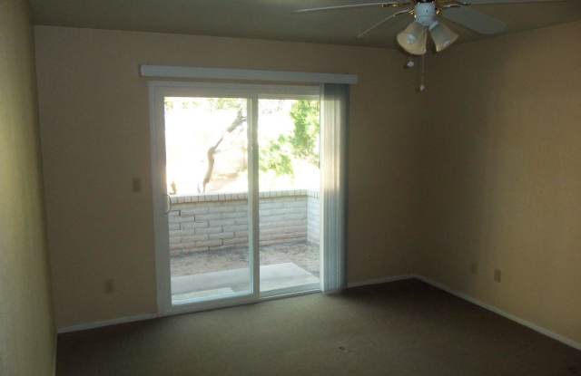 2528 E MALIBU Drive Gallery 3
