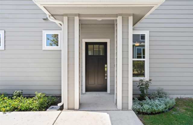 Modern 3/2.5 Condo in Northeast Austin | Built 2023 | Near Samsung  Parmer Lane photos photos