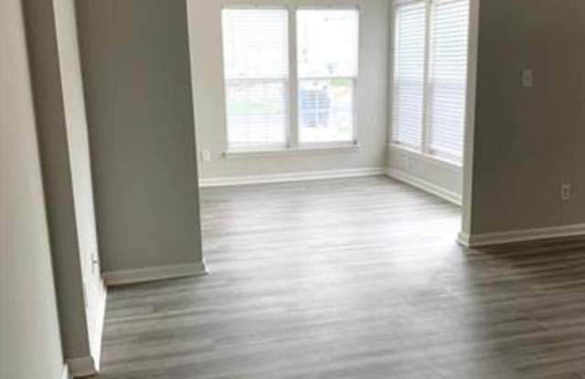 4617 Forestridge Commons Drive Gallery 2